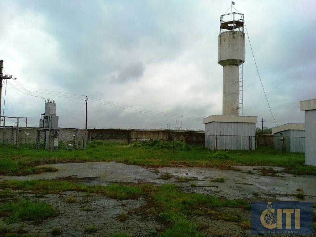 Майновий комплекс у Житомирському районі, 5700 м2