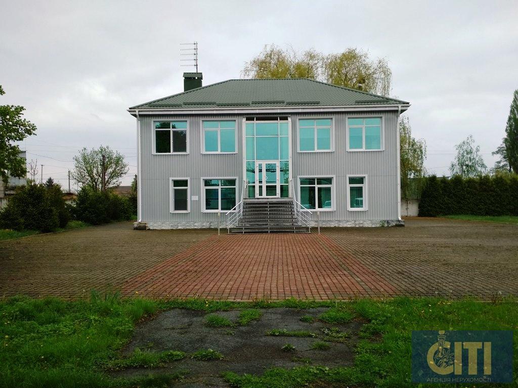 Майновий комплекс у Житомирському районі, 5700 м2