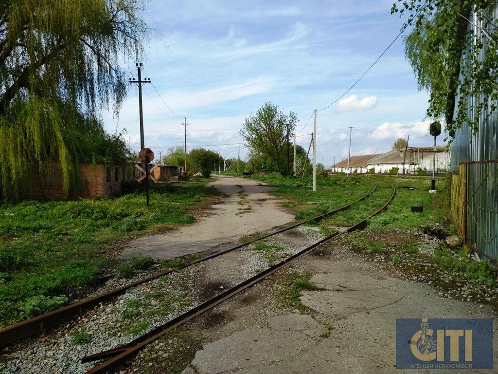 Майновий комплекс у Житомирському районі, 5700 м2