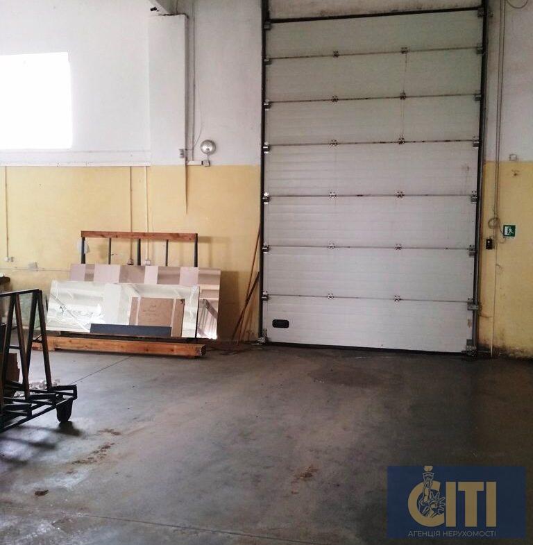 Майновий комплекс у Житомирському районі, 5700 м2