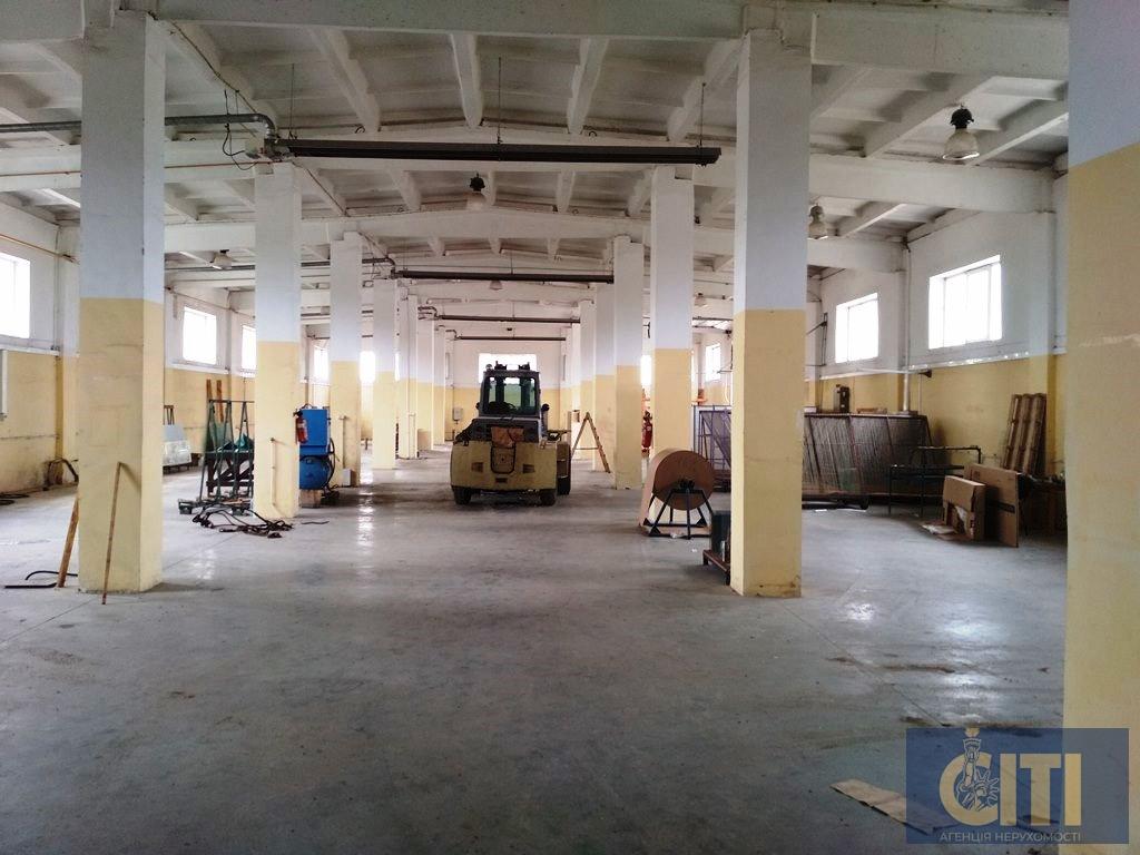 Майновий комплекс у Житомирському районі, 5700 м2