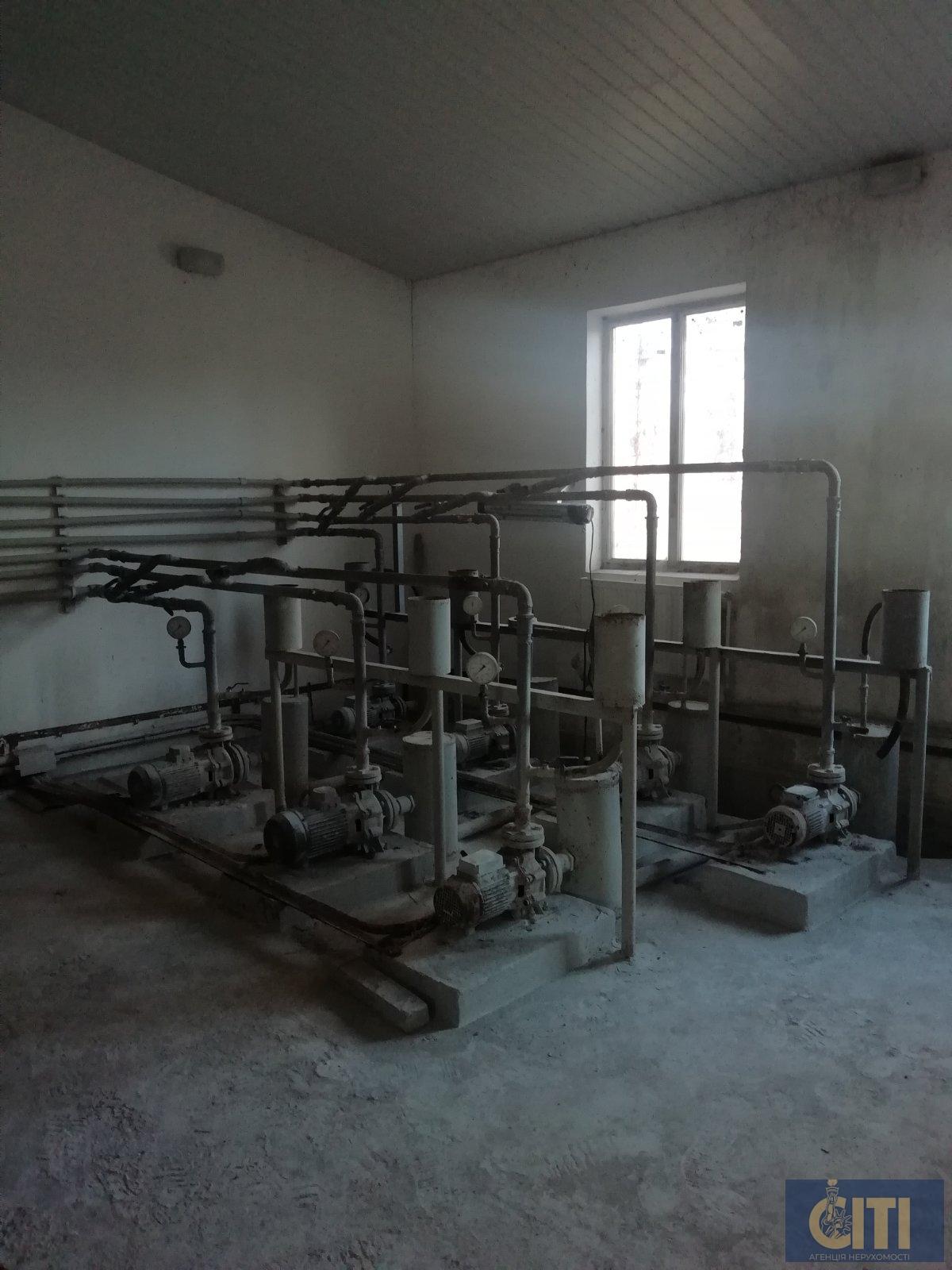 Камнеобрабатывающее предприятие (обработка гранита), 2 040 м2 Каменеобробне підприємство (обробка граніту), 2 040 м2