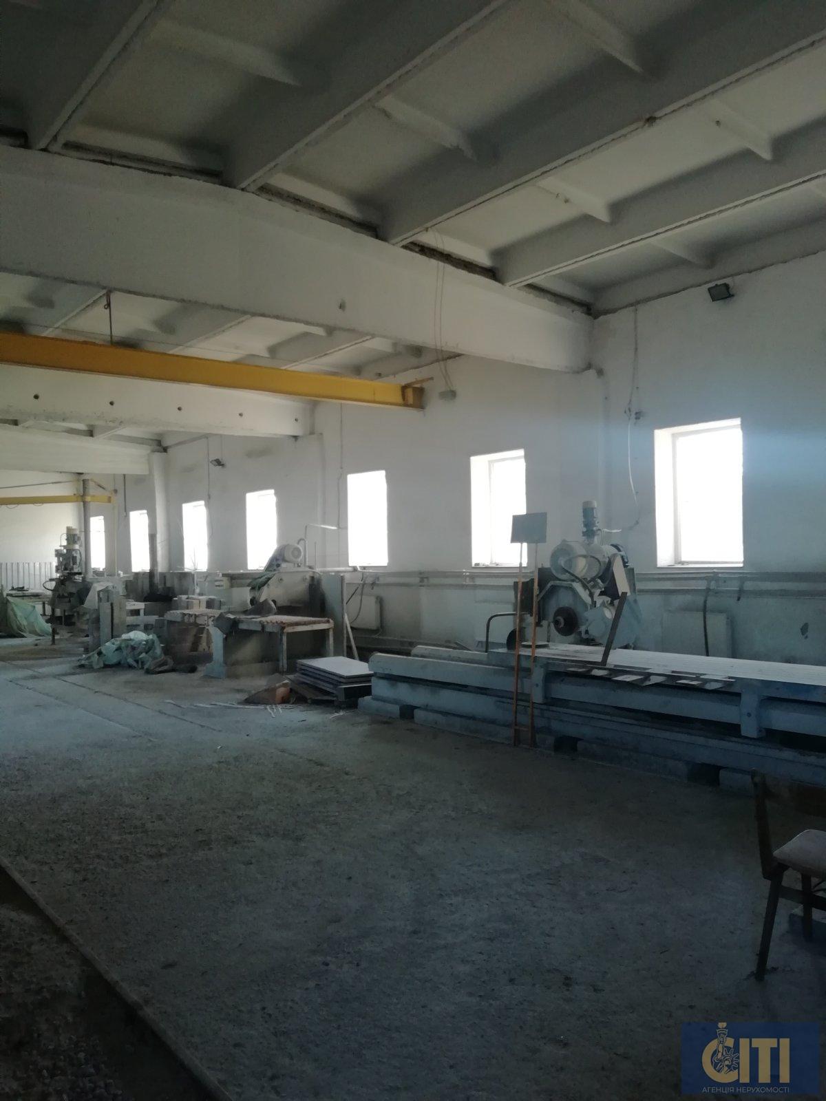 Камнеобрабатывающее предприятие (обработка гранита), 2 040 м2 Каменеобробне підприємство (обробка граніту), 2 040 м2