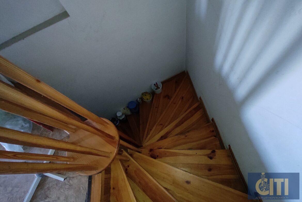 Магазин-кафе в центрі Житомира, 120 кв.м.