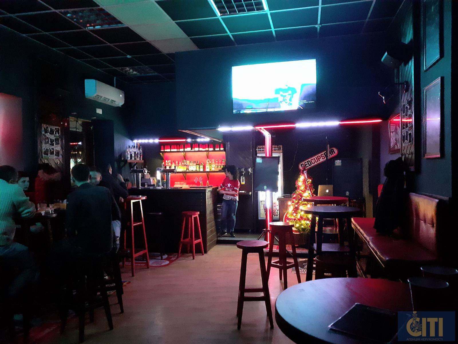 Магазин-кафе в центрі Житомира, 120 кв.м.