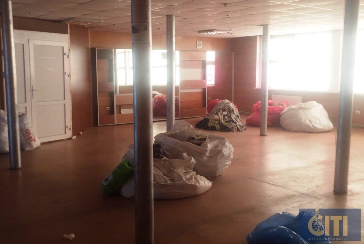 Магазин у центрі, 430 кв.м