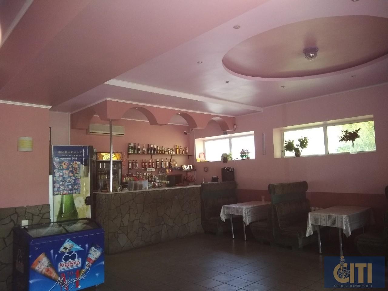 Магазин+кафе в с.Соколов, 480 м2 Магазин+кафе в с.Соколів, 480 м2