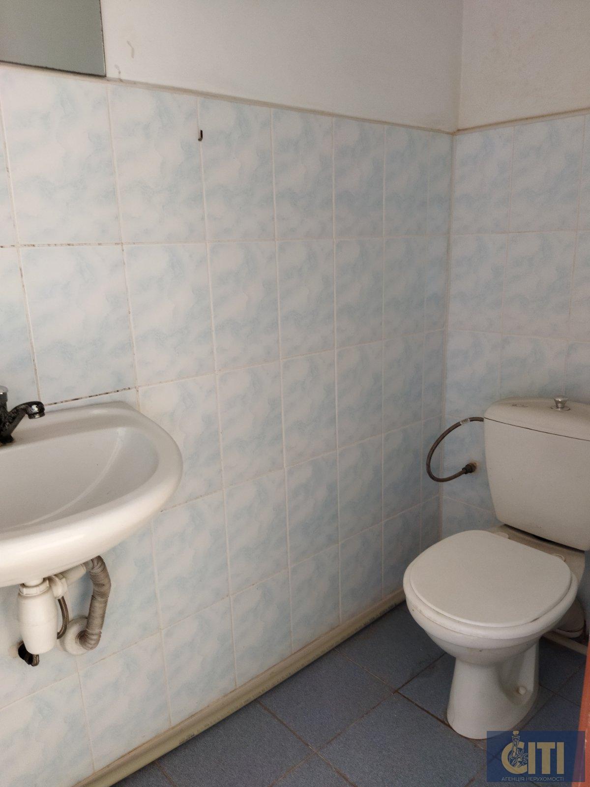 Офісні приміщення різної площі, 12-130 кв.м.