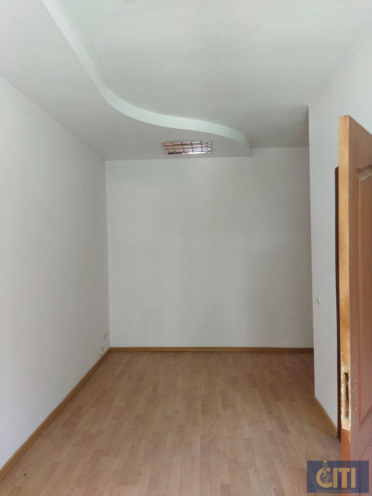 Офисные помещение различной площади, 12-130 кв.м. Офісні приміщення різної площі, 12-130 кв.м.