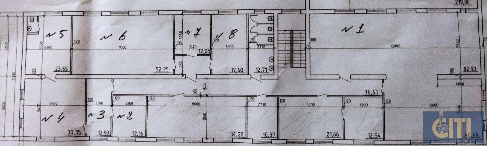 Офисные помещение различной площади, 12-130 кв.м. Офісні приміщення різної площі, 12-130 кв.м.