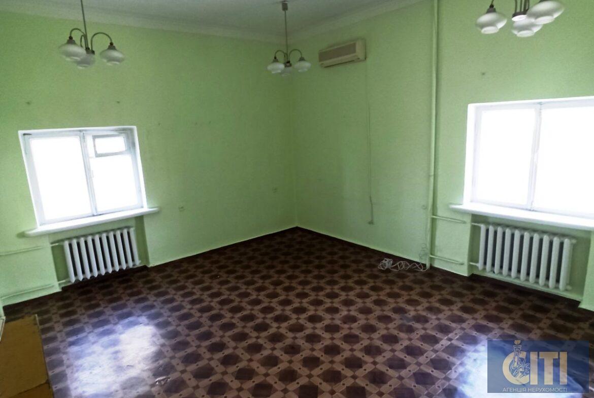 Офісні приміщення різної площі від 9 до 30 кв.м., центр