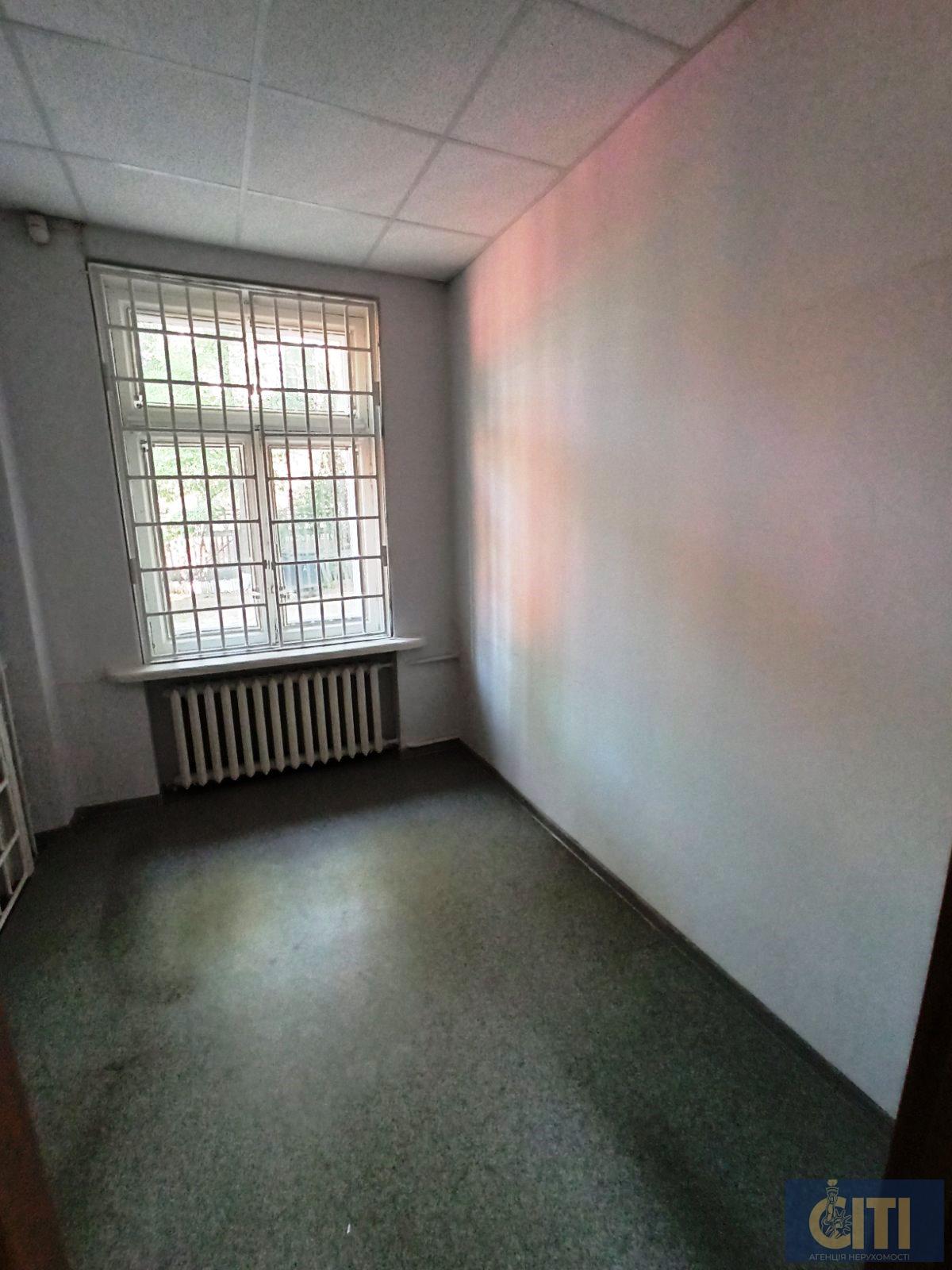 Офісні приміщення різної площі від 9 до 30 кв.м., центр