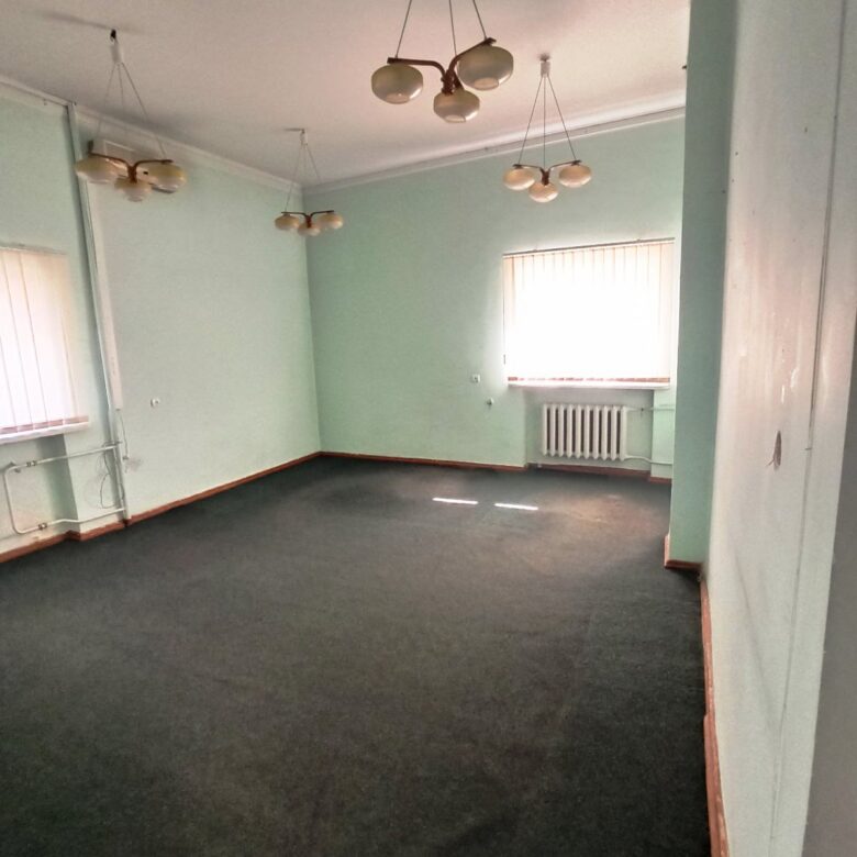 Офісні приміщення різної площі від 9 до 30 кв.м., центр