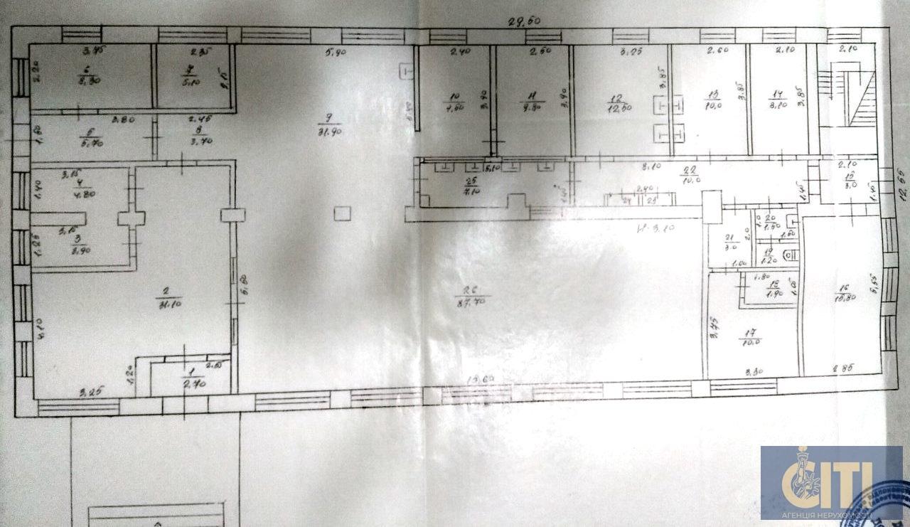 Окремо розташована будівля с.Соколів, 800 м2