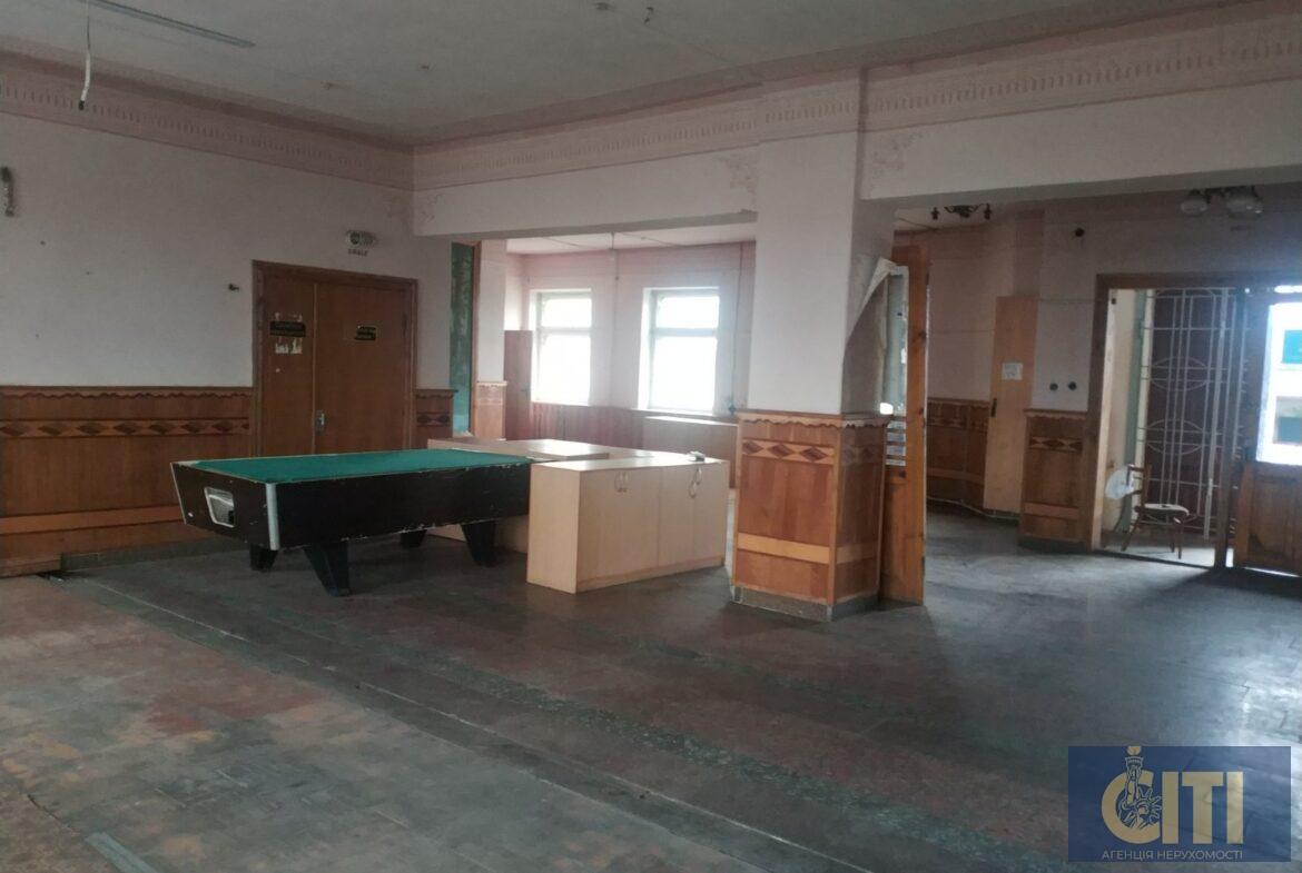 Окремо розташована будівля в Андрушівському районі, 457 м2