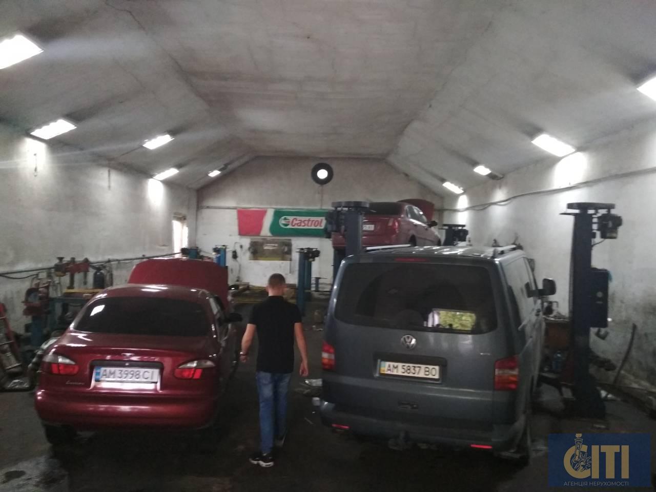 Приміщення СТО в Житомирі