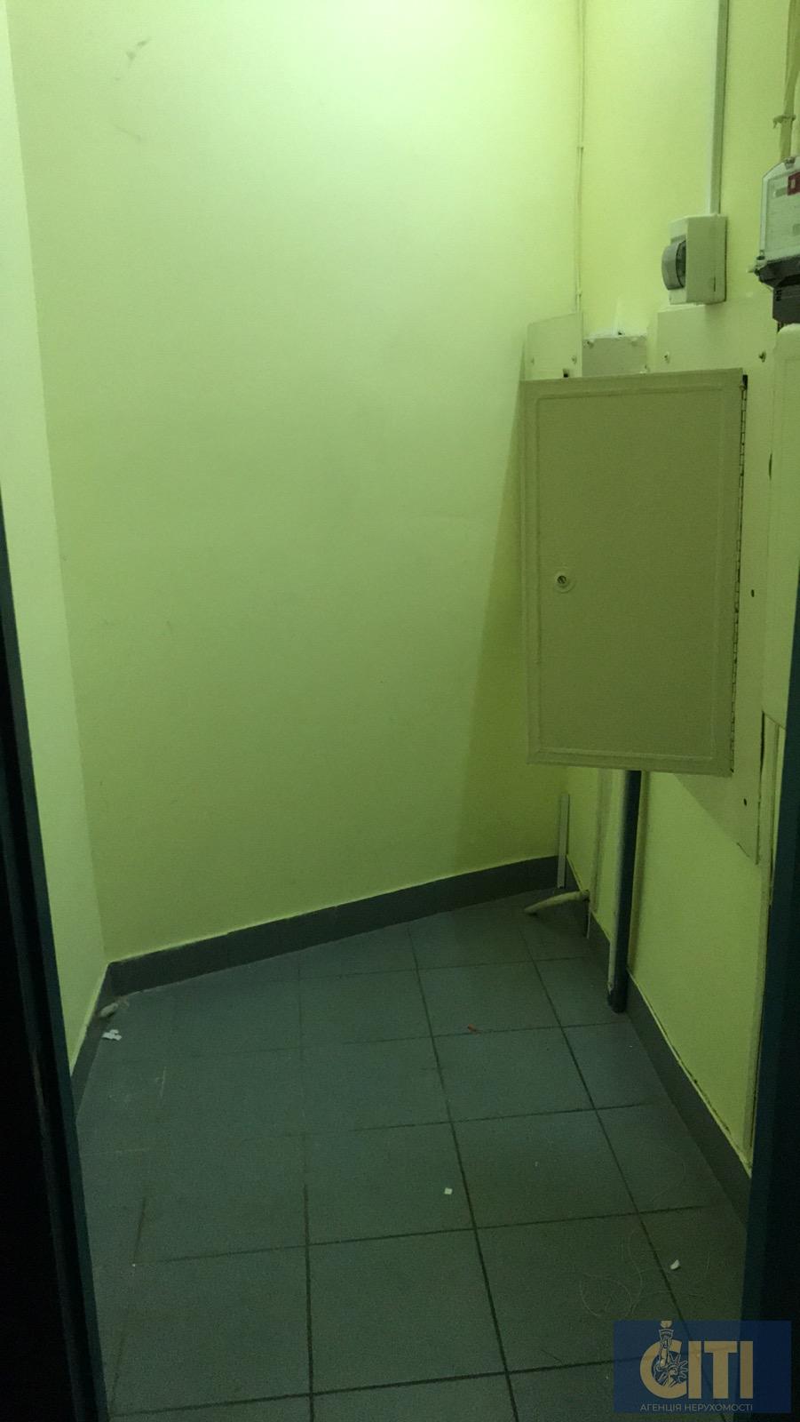 Приміщення в центрі Житомира по вулиці Київська, 164 м2