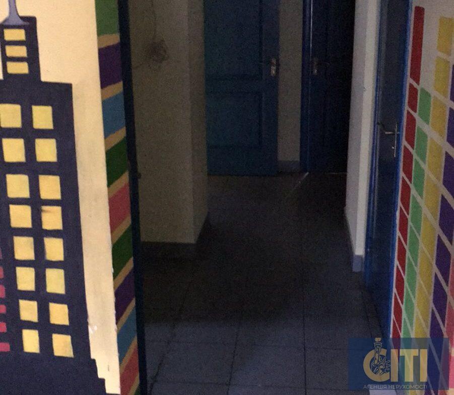 Приміщення в центрі Житомира по вулиці Київська, 164 м2