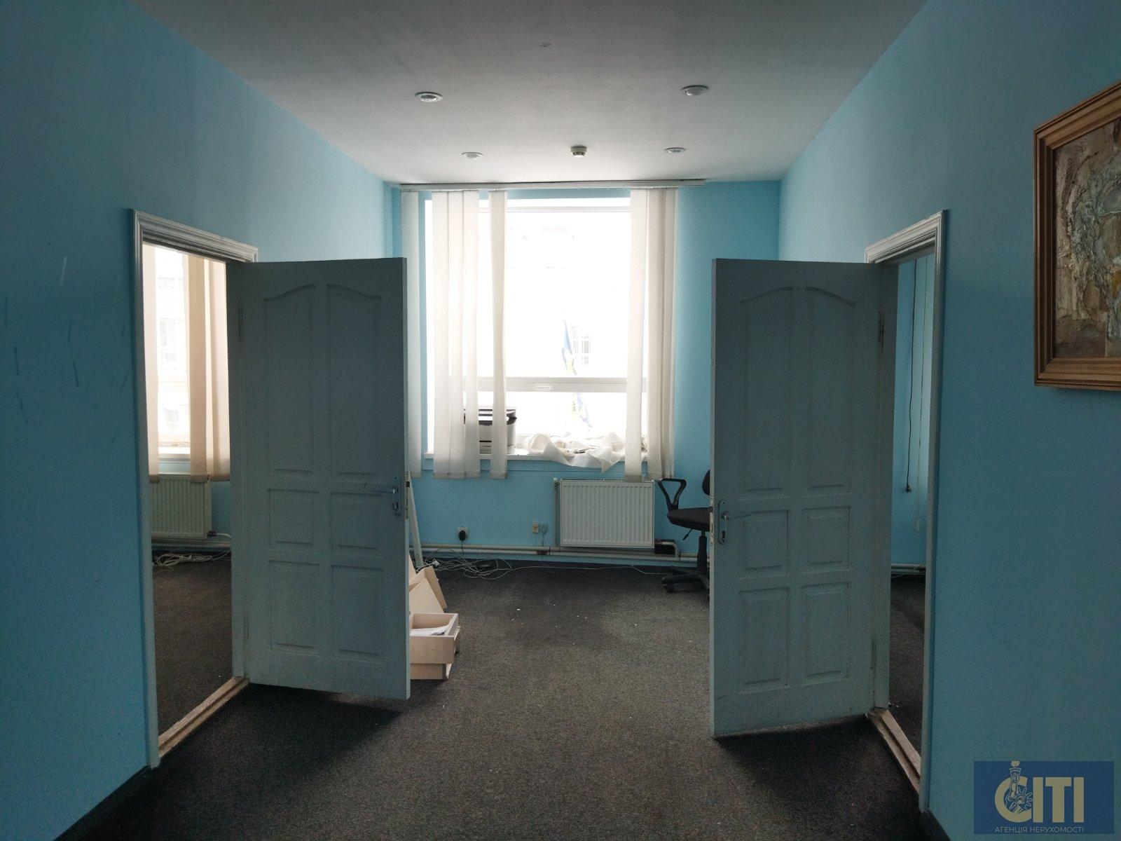 Приміщення в самому центрі Житомира, 600 м2