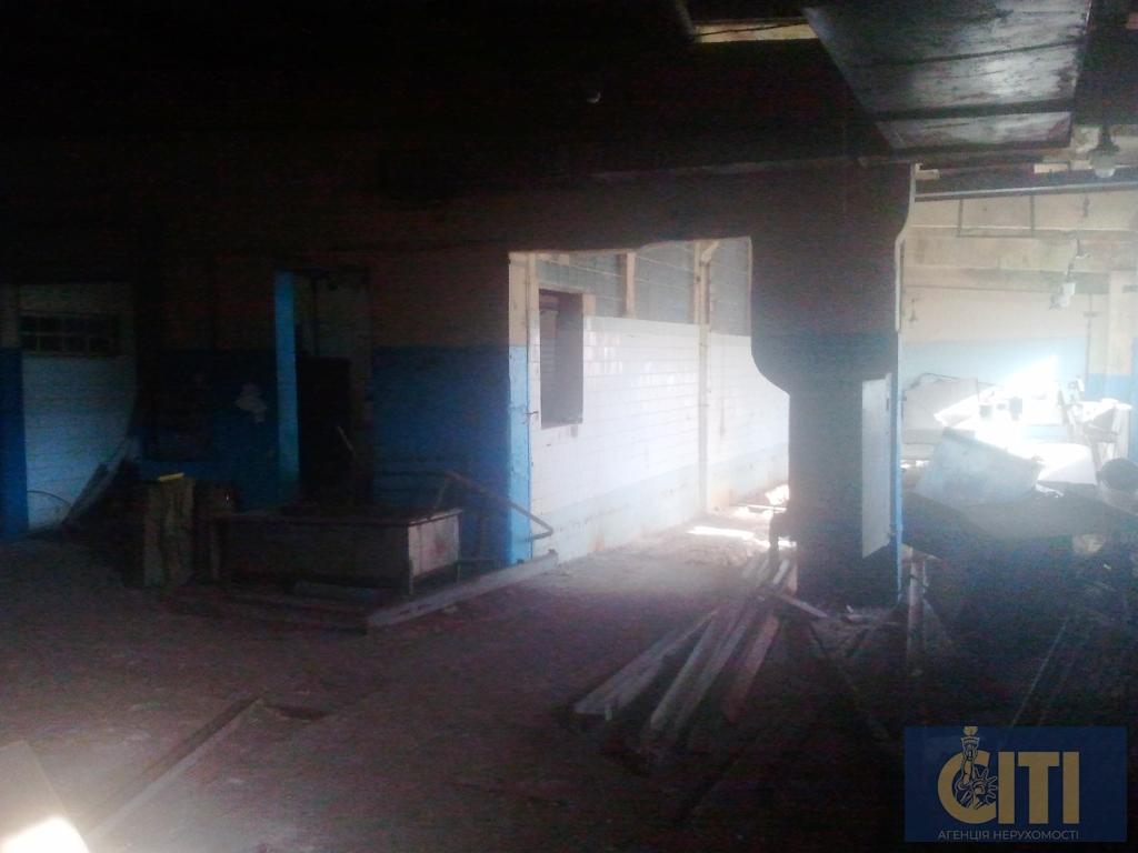 Виробничо-складське приміщення 800 кв.м.