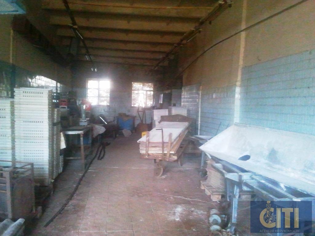 Виробничо-складське приміщення 800 кв.м.