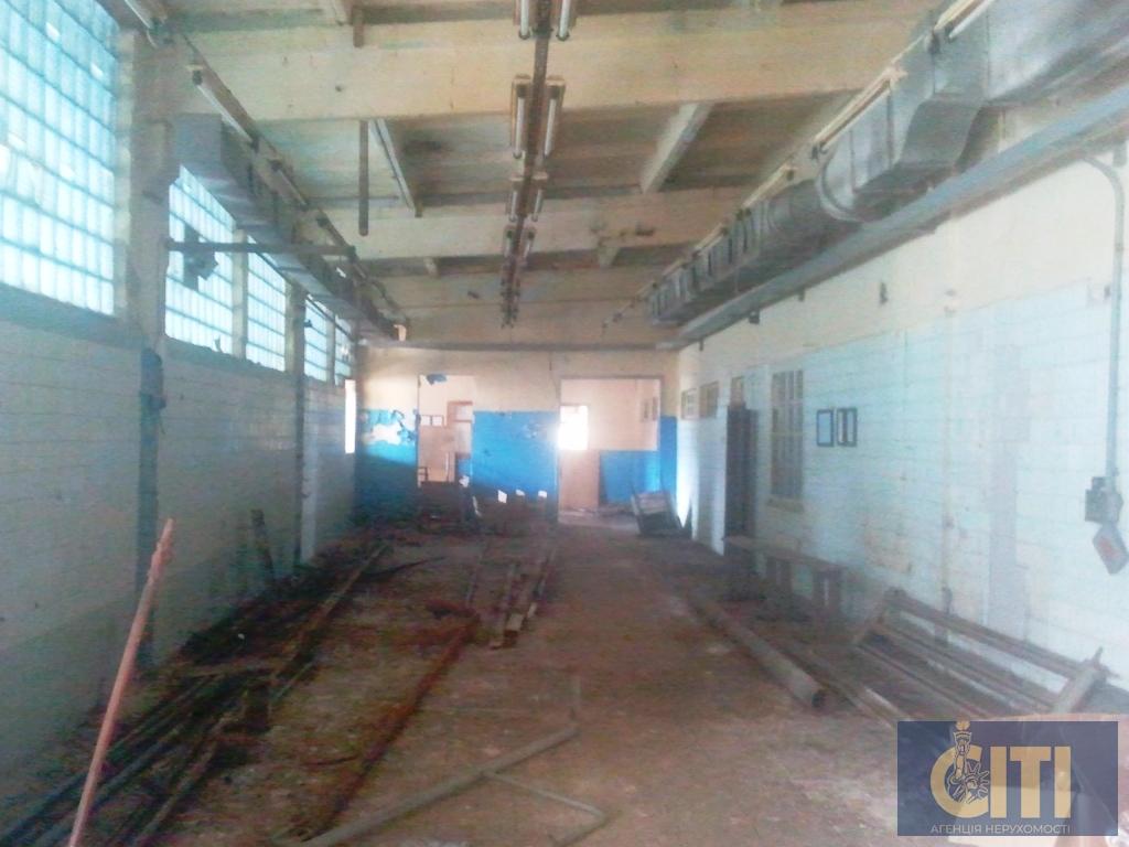 Виробничо-складське приміщення 800 кв.м.