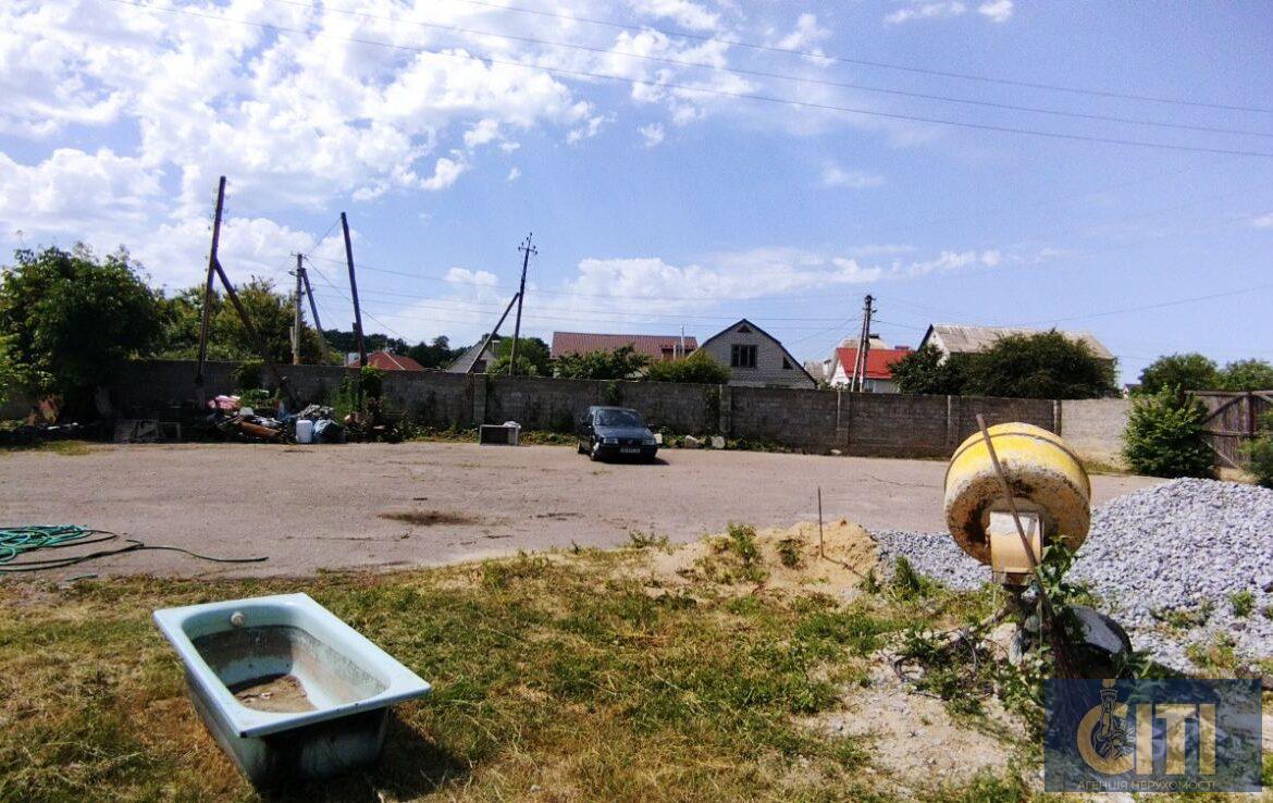 Виробничий комплекс у Станишівці, 2000 кв.м.