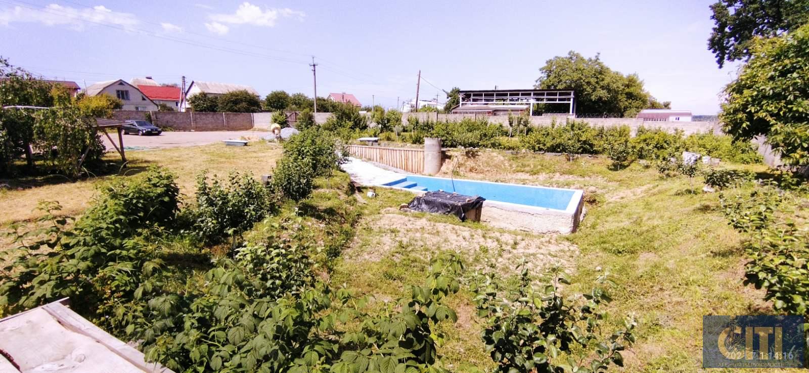 Виробничий комплекс у Станишівці, 2000 кв.м.