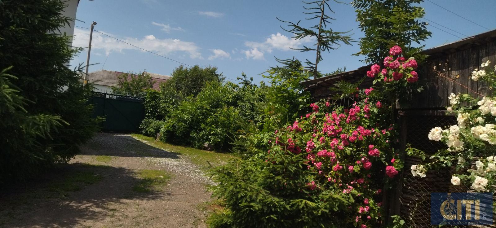 Виробничий комплекс у Станишівці, 2000 кв.м.