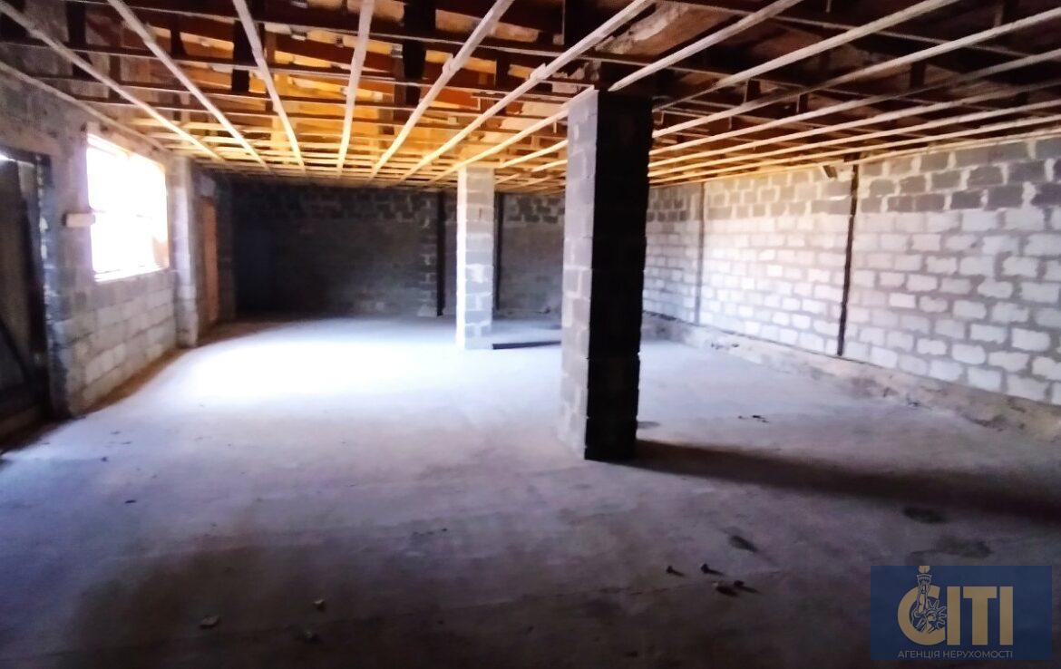 Виробничий комплекс у Станишівці, 2000 кв.м.