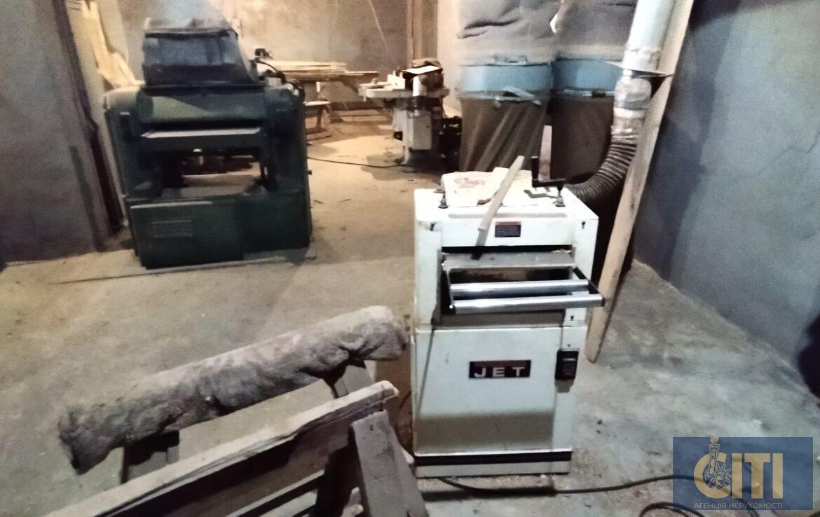 Виробничий комплекс у Станишівці, 2000 кв.м.