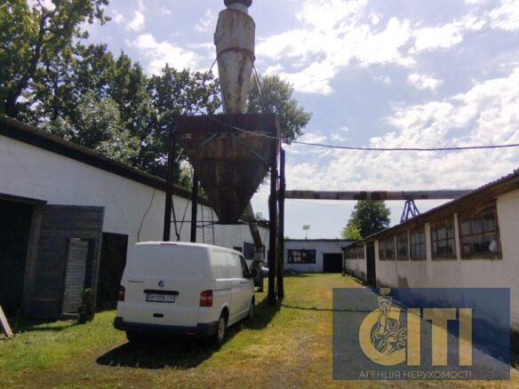 Виробничий комплекс у Станишівці, 2000 кв.м.