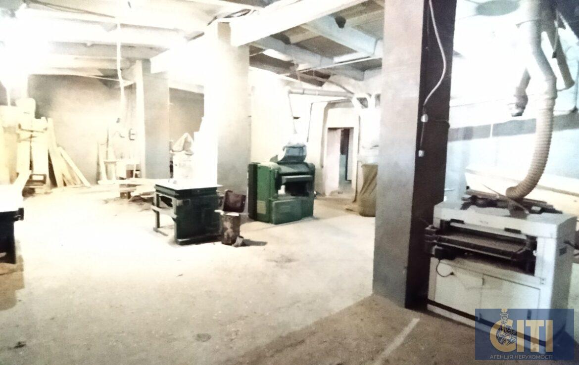 Виробничий комплекс у Станишівці, 2000 кв.м.