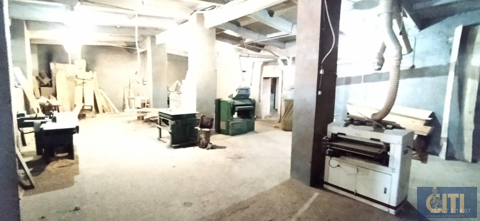 Виробничий комплекс у Станишівці, 2000 кв.м.