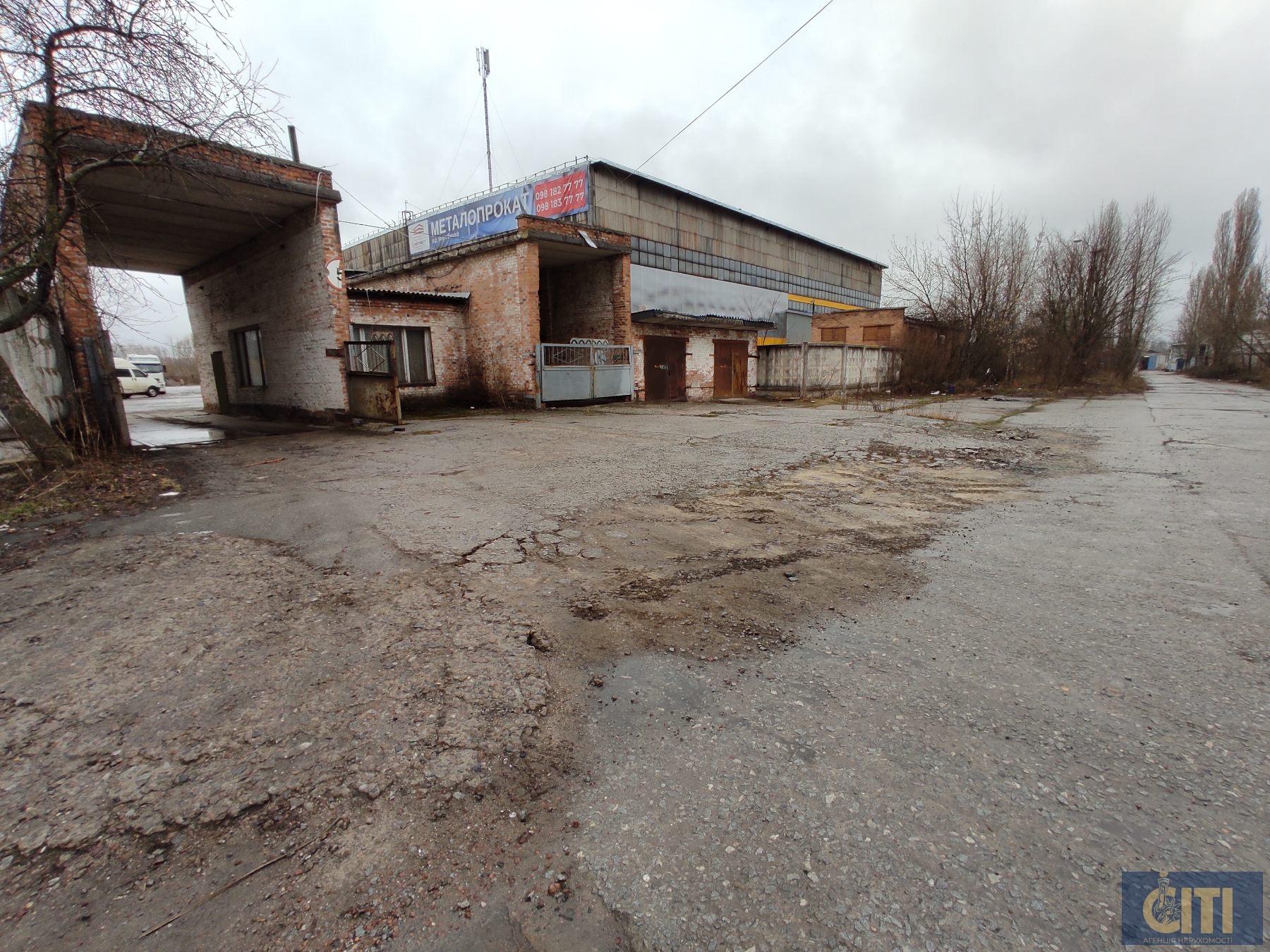 Промислове приміщення по вул. Параджанова, 200 м2