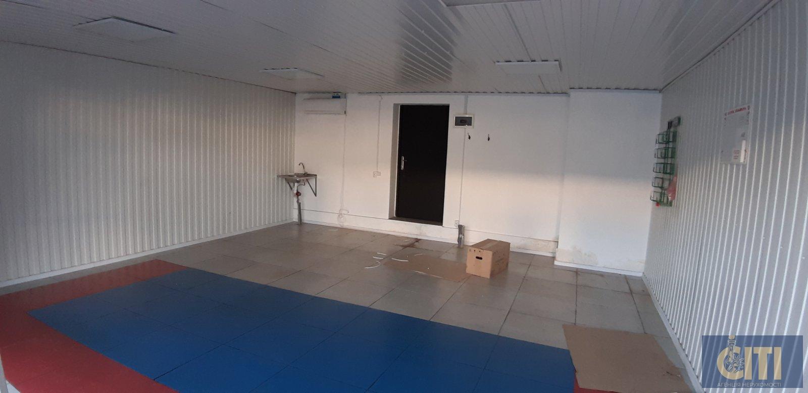 Торговое помещение в районе Ж/Д вокзала 36 кв.м. Торговельне приміщення в районі Ж/Д вокзалу 36 кв.м.