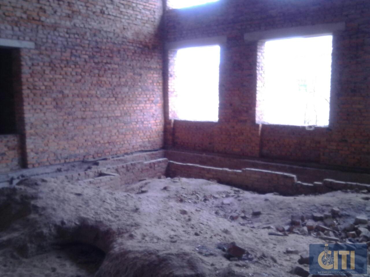 Здание отеля, 12 км от Житомира, 1200 м2 Будівля готелю, 12 км від Житомира, 1200 м2