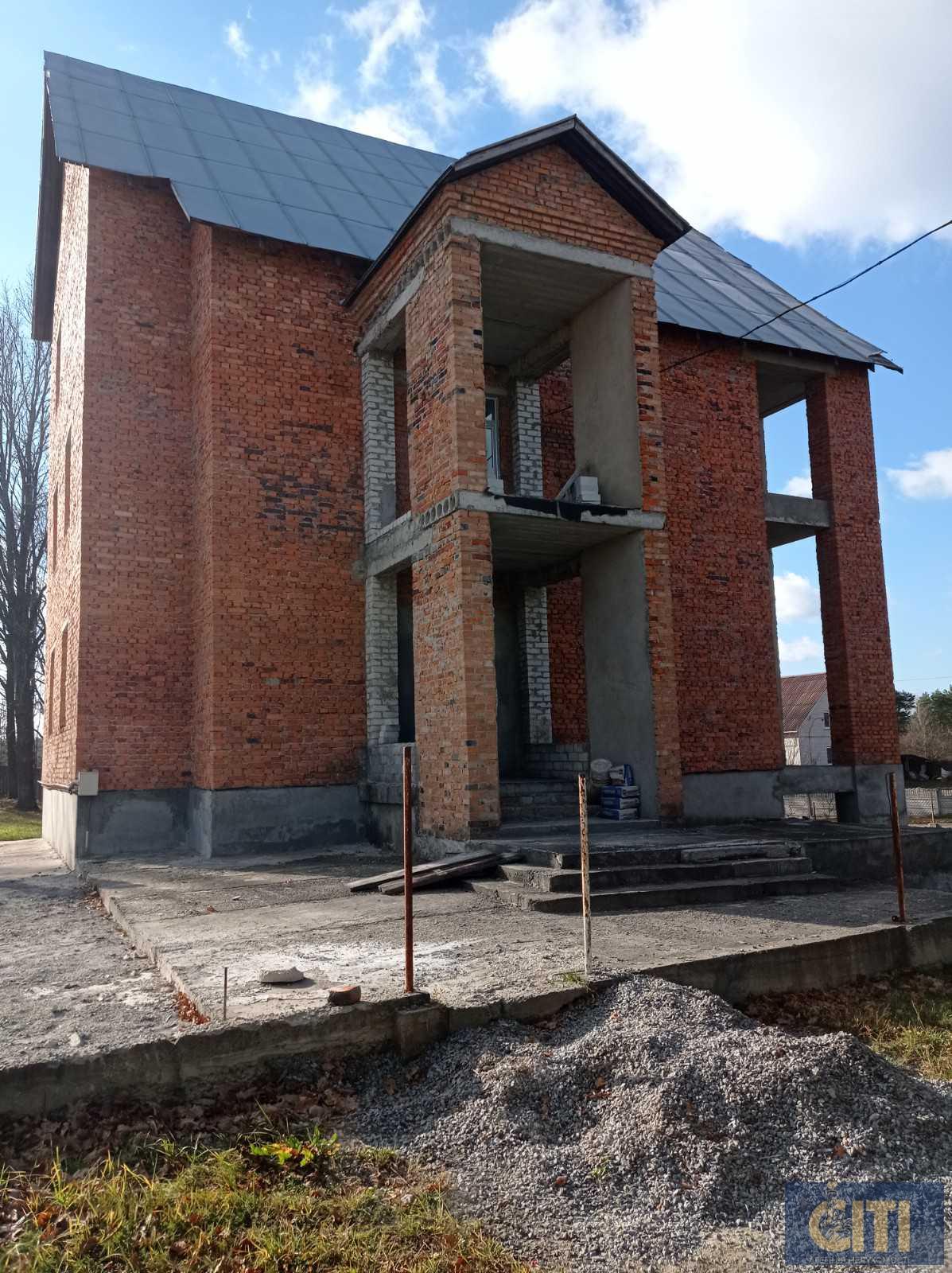 Будинок під готель у Денішах, 600 м2