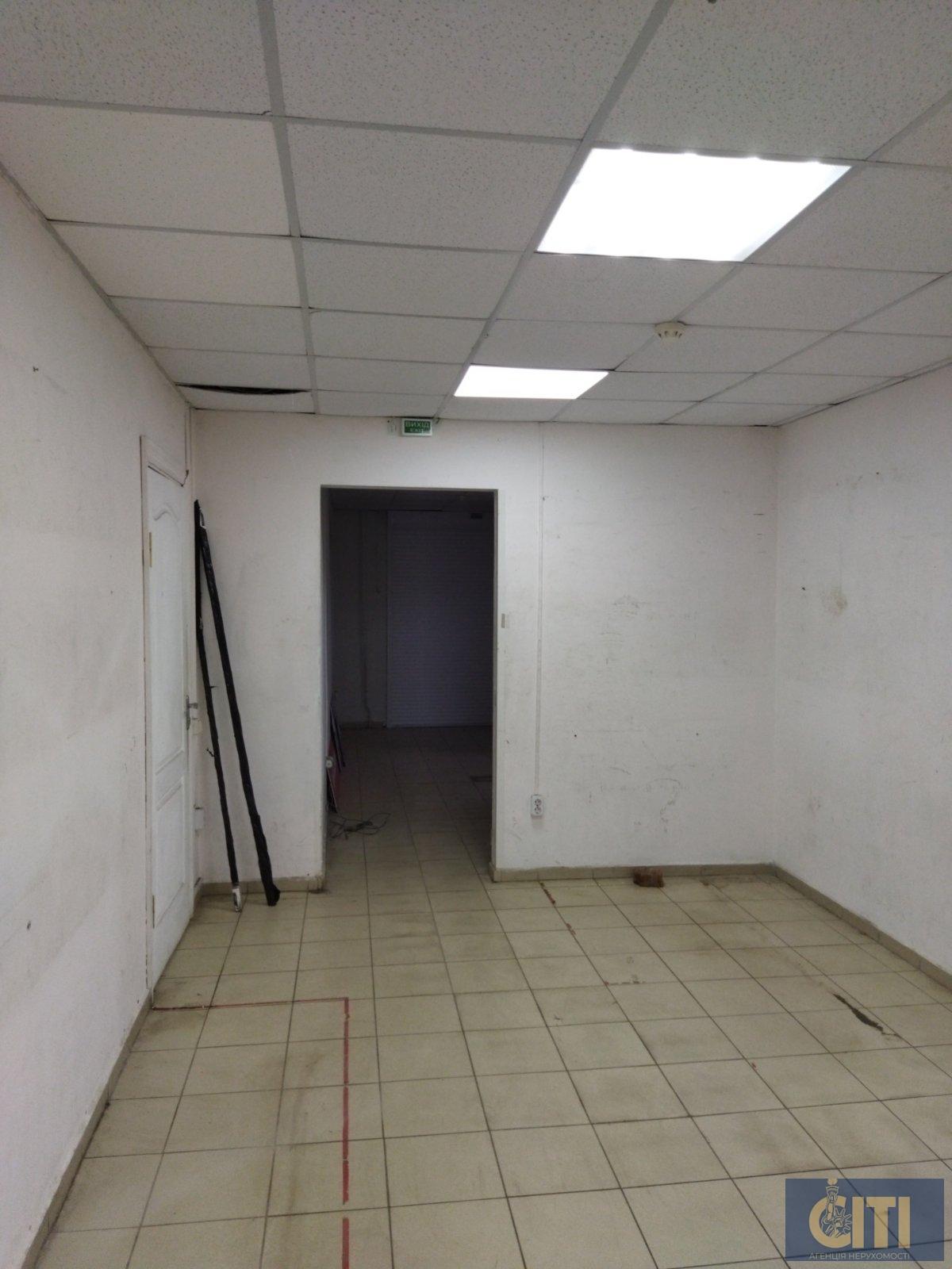 Помещение в центре, район ЦУМа, 100 м2 Приміщення в центрі, район ЦУМу, 100 м2