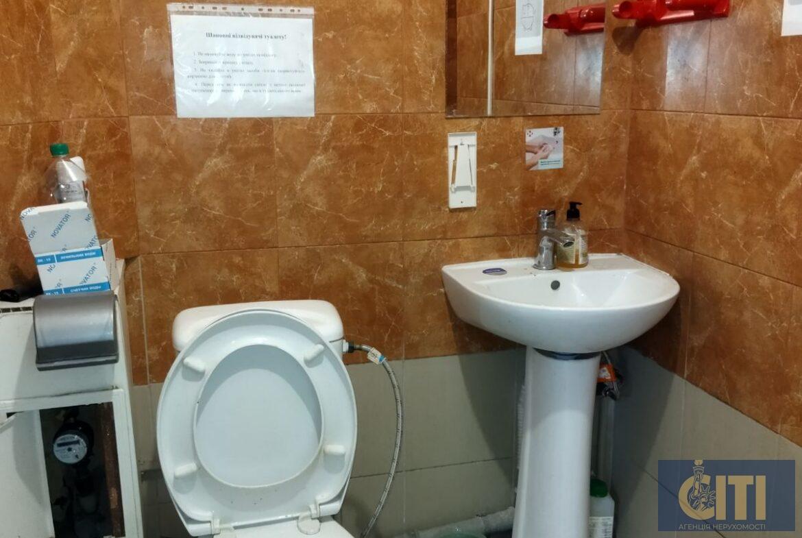 Приміщення в центрі, район ЦУМу, 100 м2