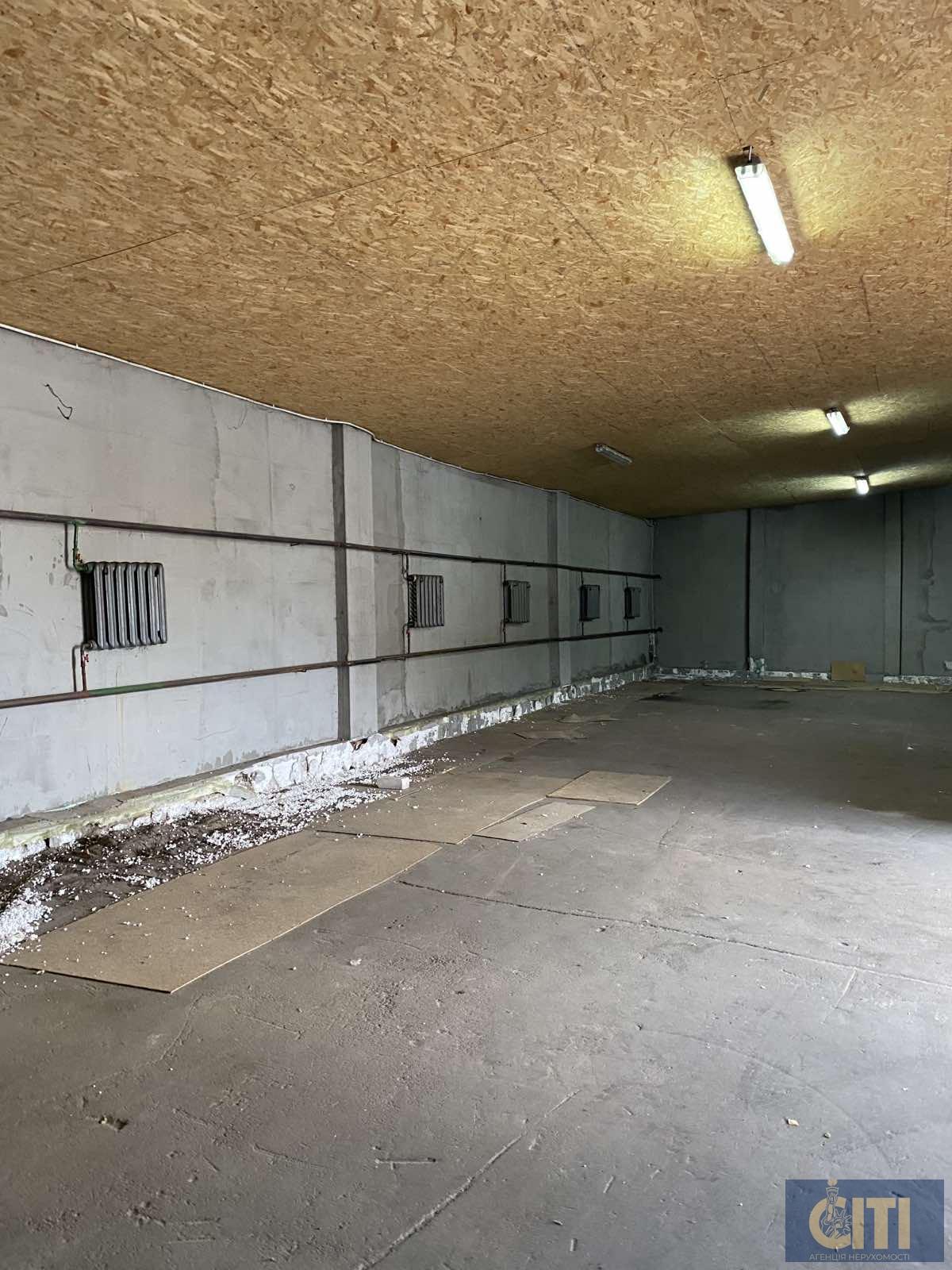 Склад по вул.Баранова, 240 м2