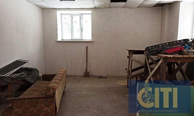 Приміщення на Польовій, 62 м2