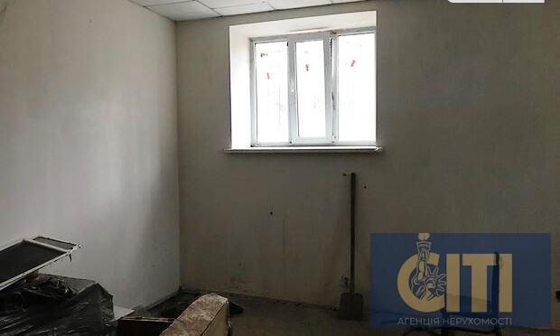 Приміщення на Польовій, 62 м2