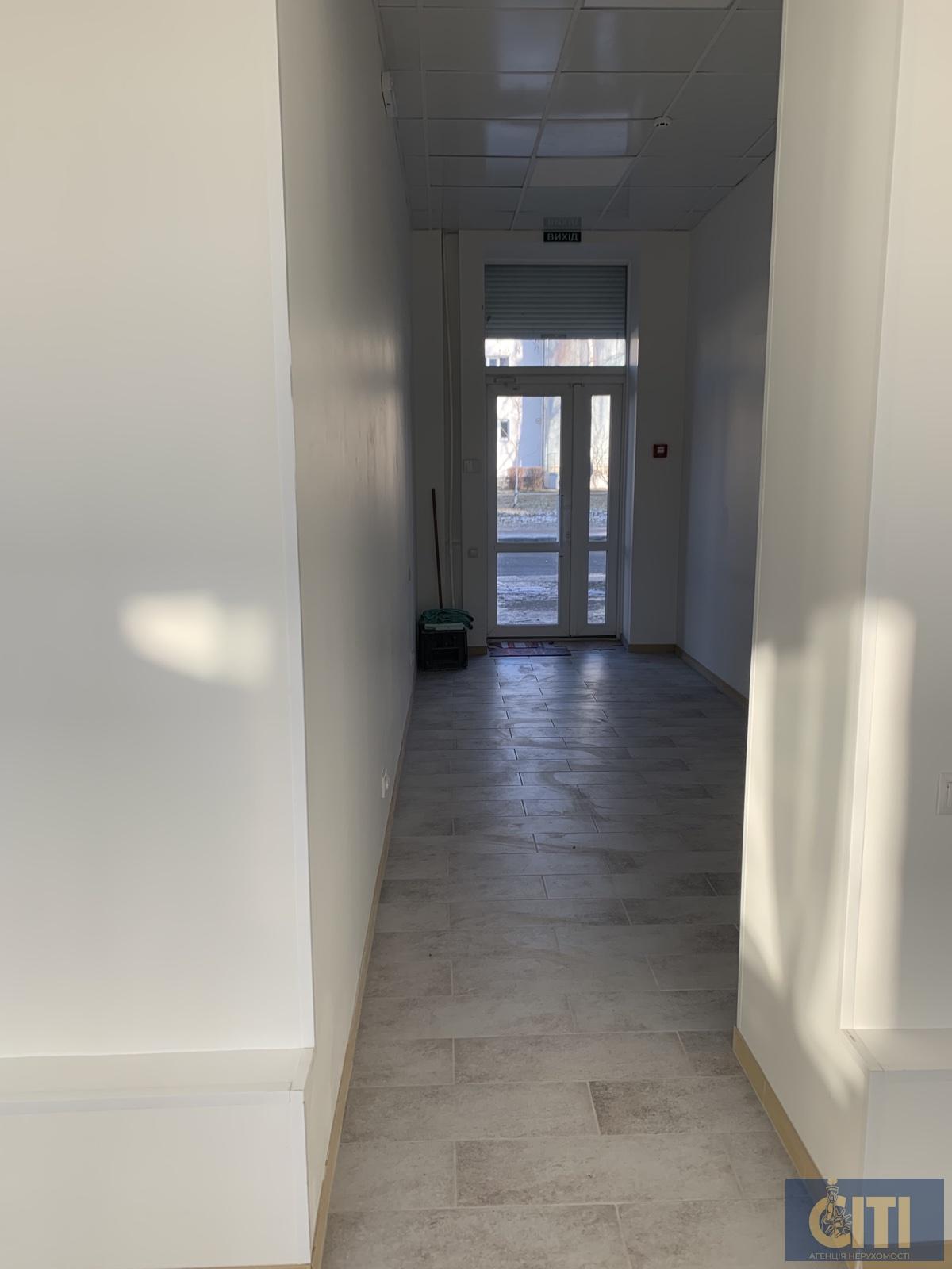 Продаж: Магазин вул. Хлібна, 55 м2