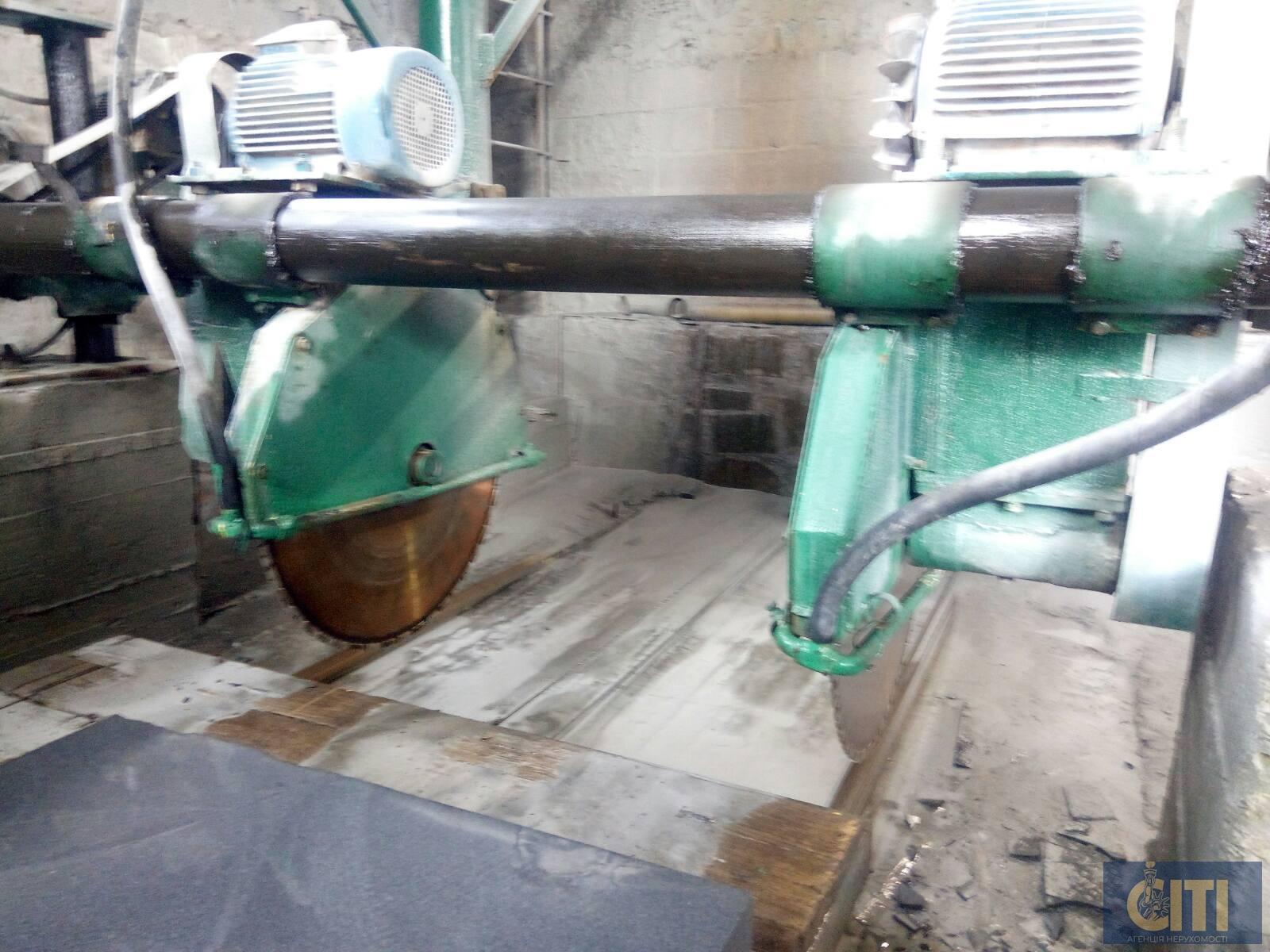 Цех з обробки граніту та природного каменю в Коростишеві