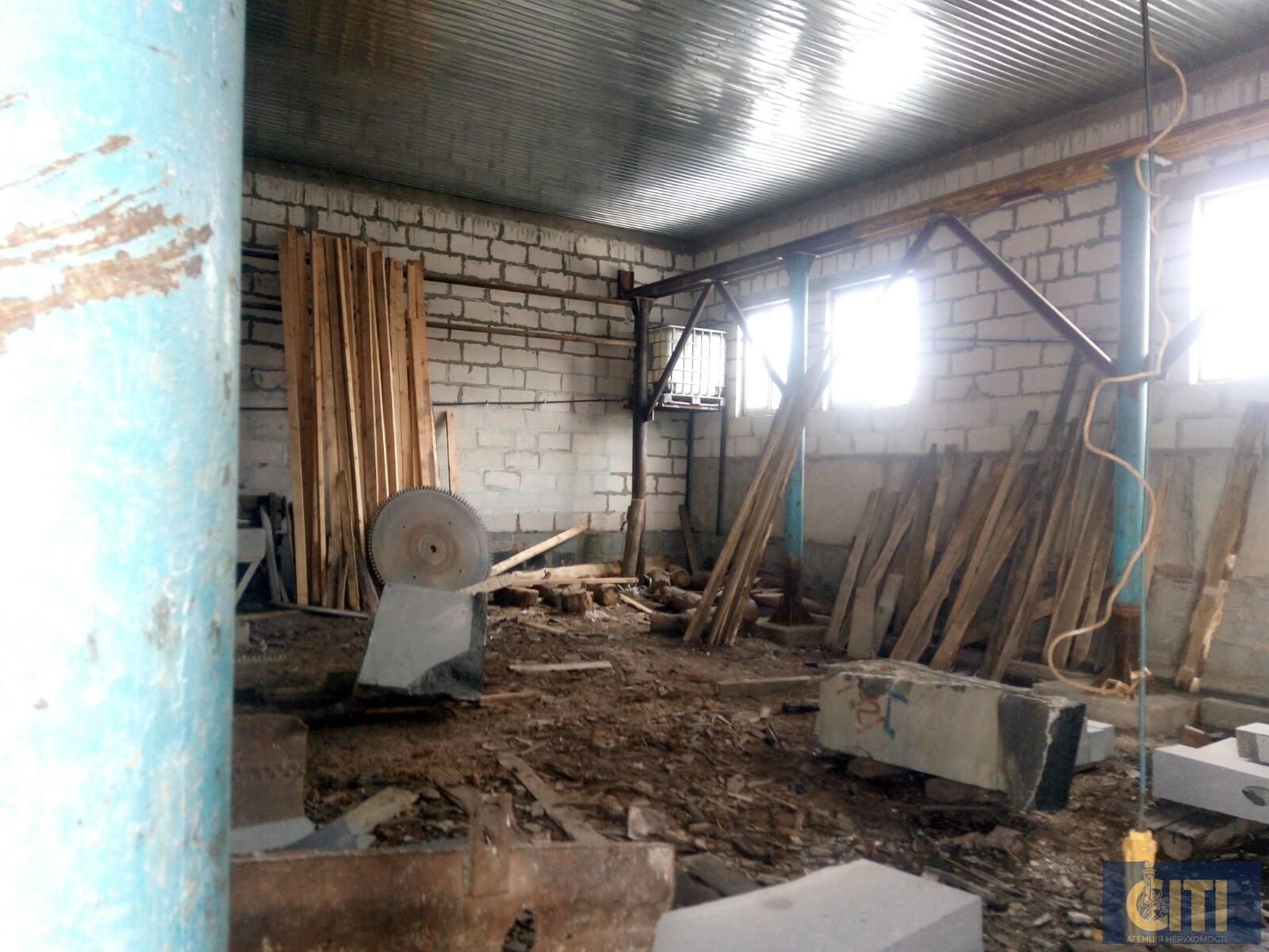 Цех з обробки граніту та природного каменю в Коростишеві