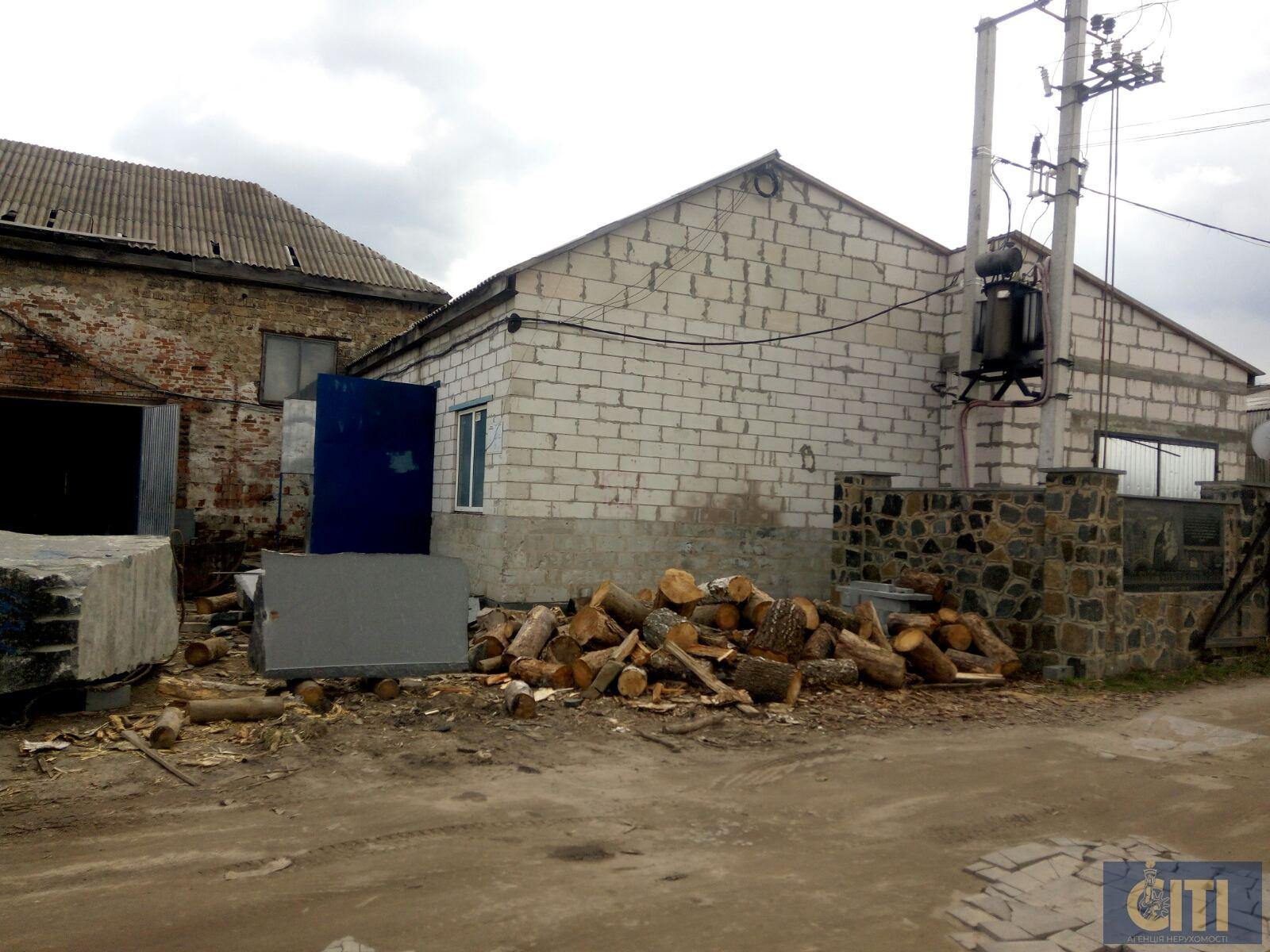 Цех з обробки граніту та природного каменю в Коростишеві