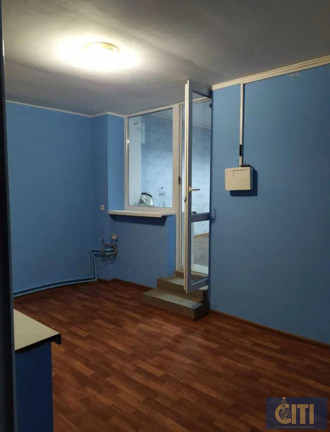 Квартира під офісне приміщення, 29 кв.м.