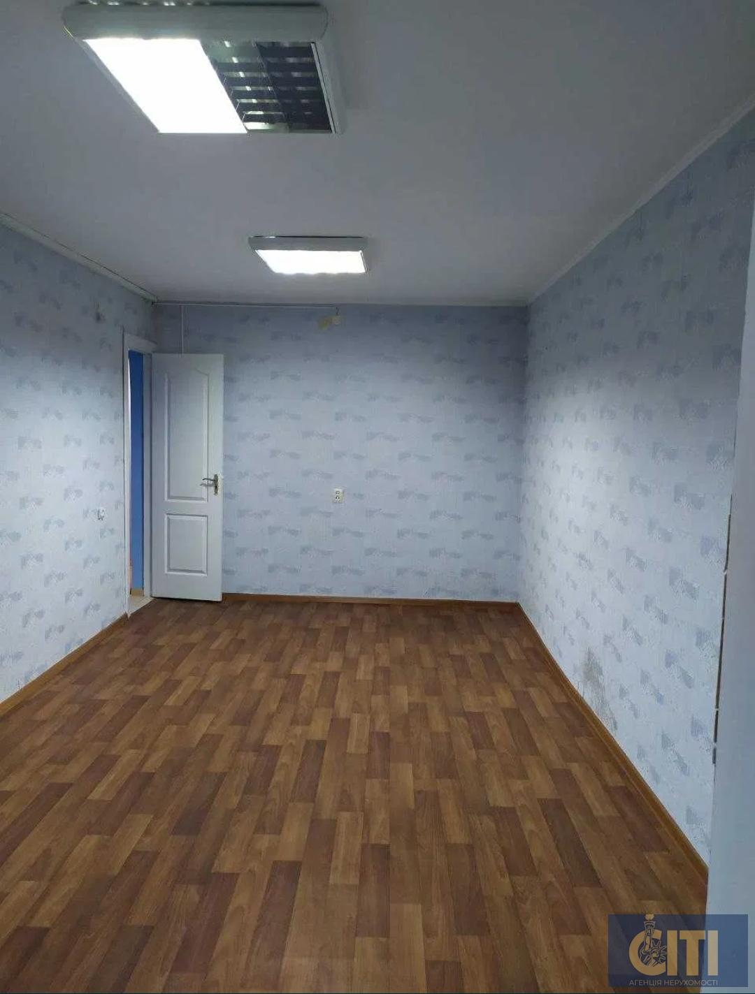 Квартира под офисное помещение, 29 кв.м. Квартира під офісне приміщення, 29 кв.м.