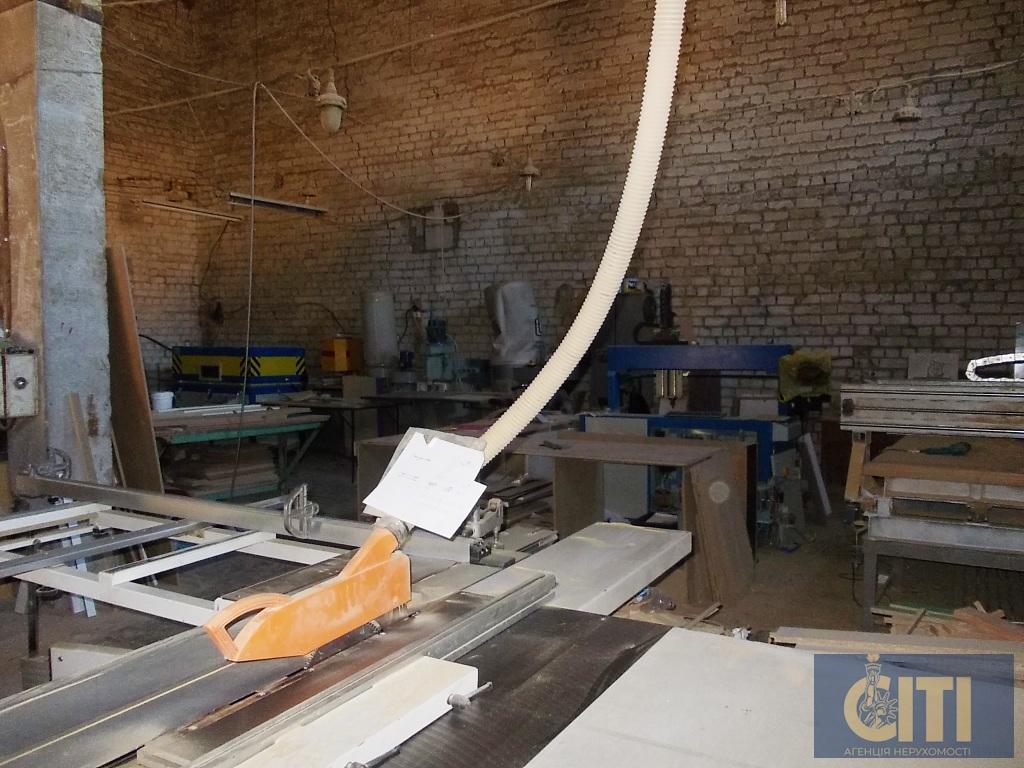 Виробниче приміщення, район музичної ф-ки, 365 м2